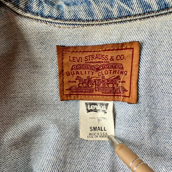 Levi Strauss & Co. Vintage Light Blue Denim Jacket. Circa 1980’s - Picture 3 of 3